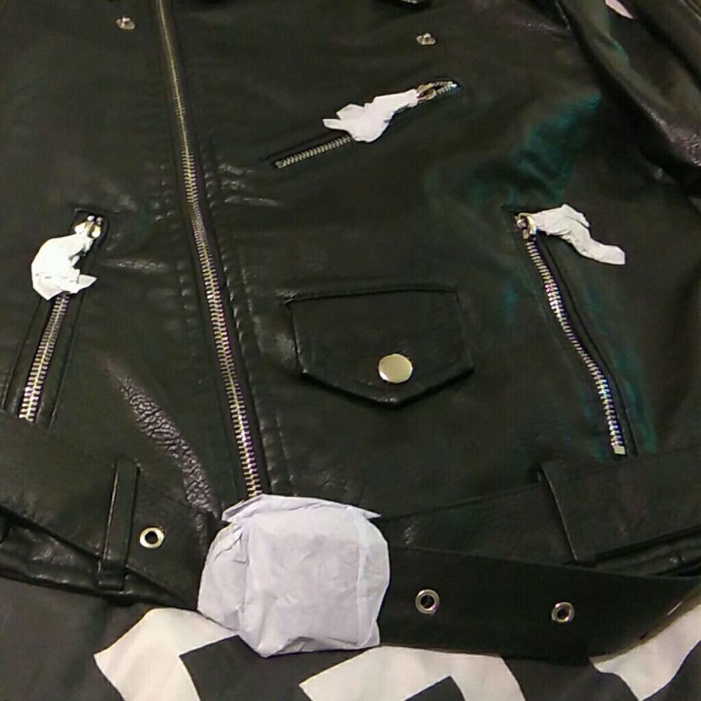 Jacket - Picture 4 of 6